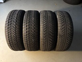 Zimní pneu Goodyear + Spoint 215/60R17