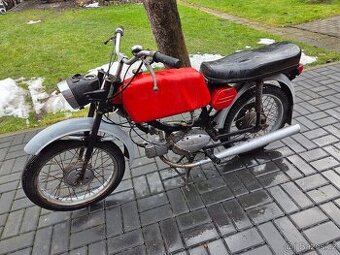 Jawa 23 Mustang bez TP, červený 3.