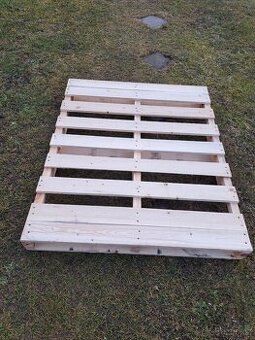 Dřevěné palety  120x100