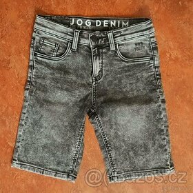 Chlapecké kraťasy, vel. 140