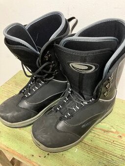 Prodám snowboardové boty vel41