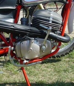 jawa enduro soutezni kryt spojky elektron