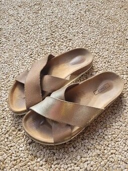 Dětské pantofle ONLY vel.36