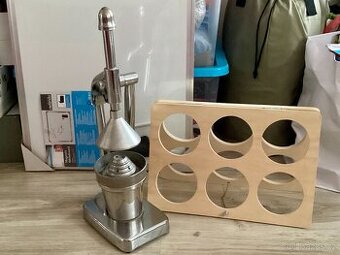 Odšťavňovač citrusu.