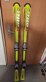 Prodám dětské carvingové  lyže Volkl Racetiger 150cm