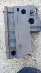 Uložení podélný nosník zadní pravý BMW X5 E53 8402112