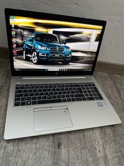 HP ELiTEBOOK v kovovém provedení v plné výbavě