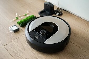 iRobot Roomba i7