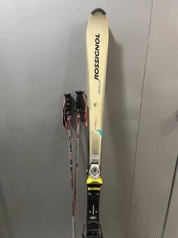 Lyže sjezd 160 cm a hůlky 140 cm a 150 cm