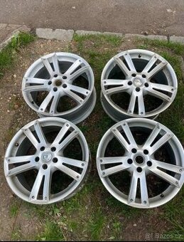 ALU kola Škoda a na Vw 5x112 18 Zn.Fundamental rovné pěkné -