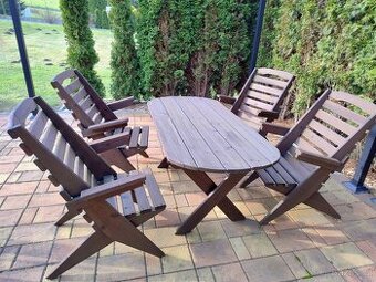 zahradní nábytek