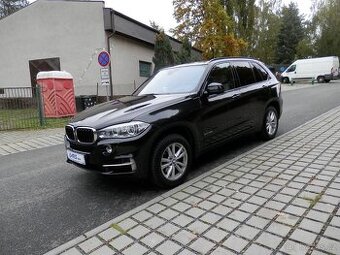 BMW X5 xDrive30D, HeadUp, Softclose, Nové v ČR, DPH