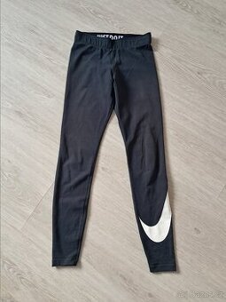 Legíny Nike vel. XS