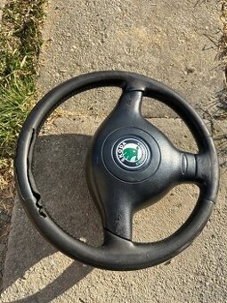 Tříramenný volant Škoda vč. airbagu
