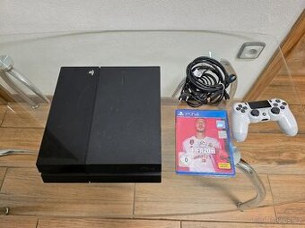 PlayStation 4 1000Gb (CUH 1116A)+ 1x ovladač + HDMI kabel +