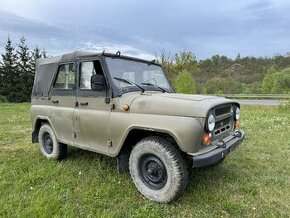 UAZ 469 vojenská uloženka. Prodám 100.000, - Kč Praha 6