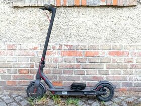 Elektrická koloběžka Xiaomi Mi Scooter Pro /24160/