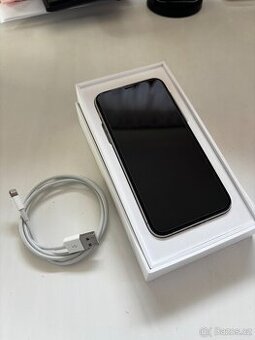 iPhone XS 256GB - bílá