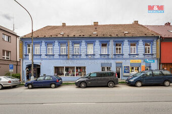 Multifunkční objekt, 2203 m², Lišov, ul. třída 5. května