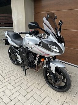 Yamaha FZ6 Fazer S2