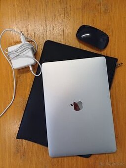 Apple MacBook Pro 13" 2020, M1, záruka