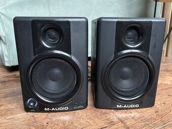 Aktivní reproduktory M-audio AV30