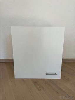 Prodám závěsnou skříňku