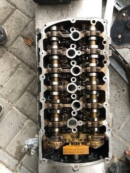 Prodám hlavu vg golf V 3.2 v6 - 1
