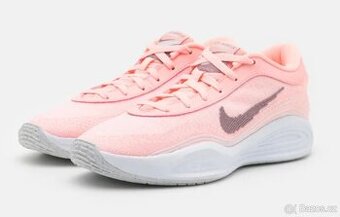 NIKE PÁNSKÁ BASKETBALOVÁ OBUV vel.39