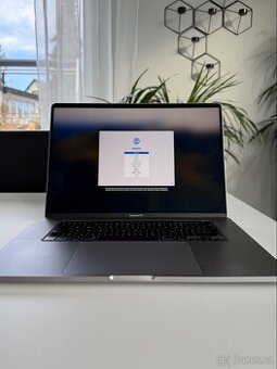 MacBook Pro 2019 16" - 2.4 GHz, 8TB SSD, 64GB Ram, 8GB VRAM