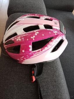 Dívčí cyklistická přilba