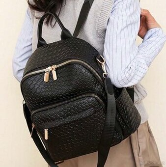 Dámský batůžek černý