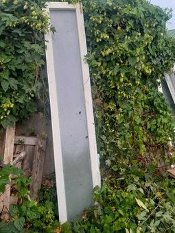 Plastové garážové okno