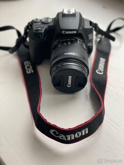 Fotoaparát Canon-digitalni EOS 250 D
