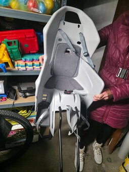 sedačka na kolo + přilba