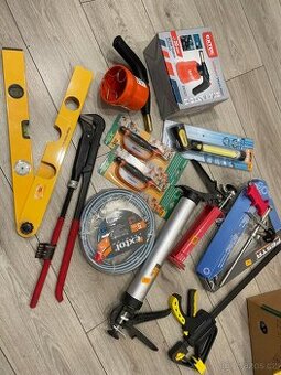 Nářadí pistole vodováha