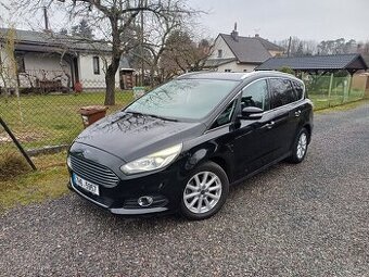 Krásný Ford S-Max 2.0 Tdci rok 2016