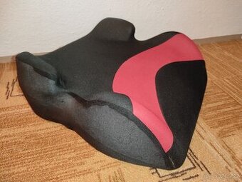 Dětský podsedák do auta15-36 kg