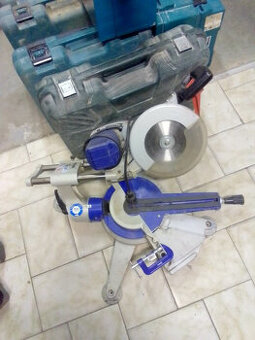 Pokosová pila  Electre Beckum-Metabo KGS 305