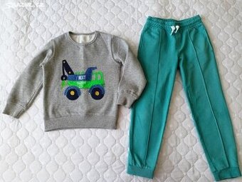 Mikina s tepláky, vel.122