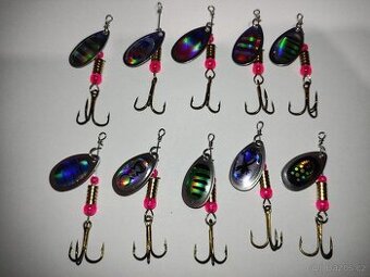 VLÁČECÍ NÁSTRAHY - ROTAČNÍ TŘPYTKY - 10ks i s krabičkou