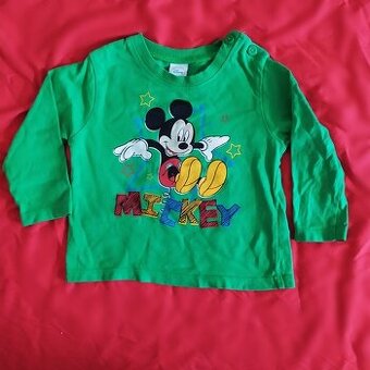 triko s dlouhým rukávem