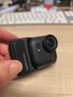 Insta360 go ultra