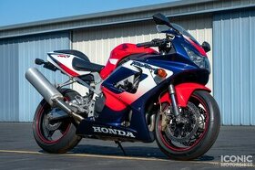 Honda CBR 929 rr fireblade POUZE DÍLY