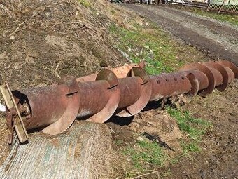 Fortschritt E-512 průběžný šnek