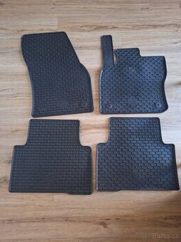 Prodám koberečky do tiguana