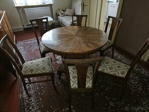 Prodam Krásný prvorepublikovy jídelní stůl,  židle a sofa