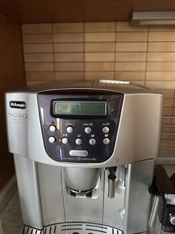 Kávovar Delonghi Magnifika Top stav