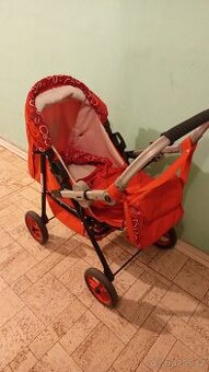 Dětský kočárek pro panenky