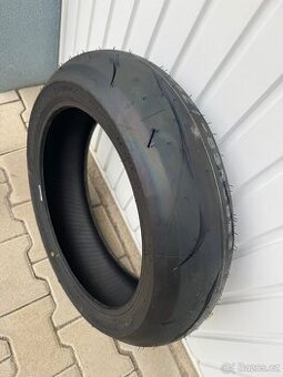 Nova zadní pneu Bridgestone Battlax RS10 180/55 - DOT4120